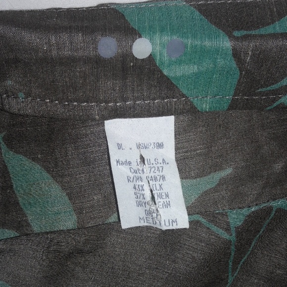 3 Dots Skirt - Picture 3 of 3